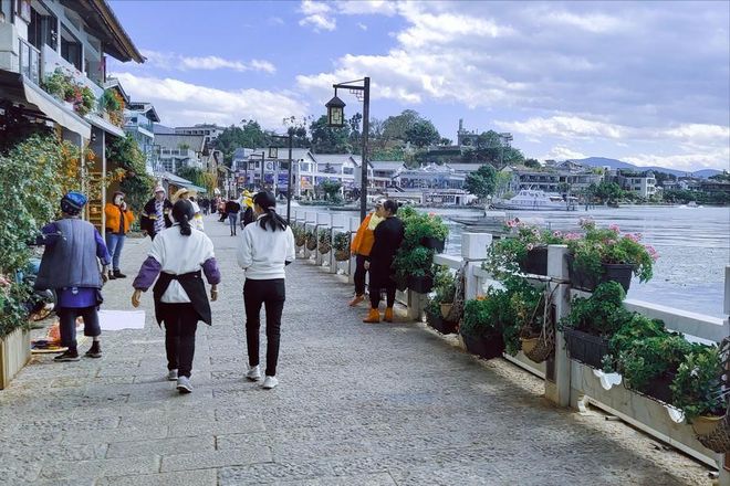 团精品旅程去云南报团四天游大概多少钱PG电子麻将胡了模拟器云南4日游旅行(图2)